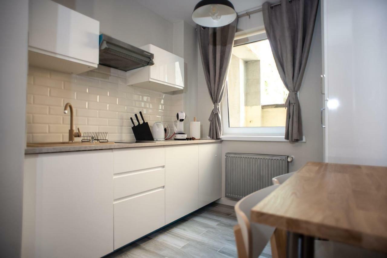 شقة Apartament Antresola Drzewna زيلونا غورا المظهر الخارجي الصورة