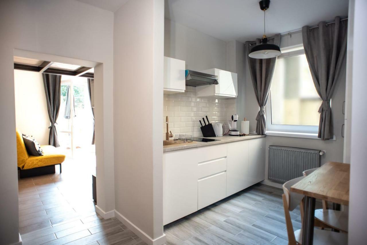 شقة Apartament Antresola Drzewna زيلونا غورا المظهر الخارجي الصورة